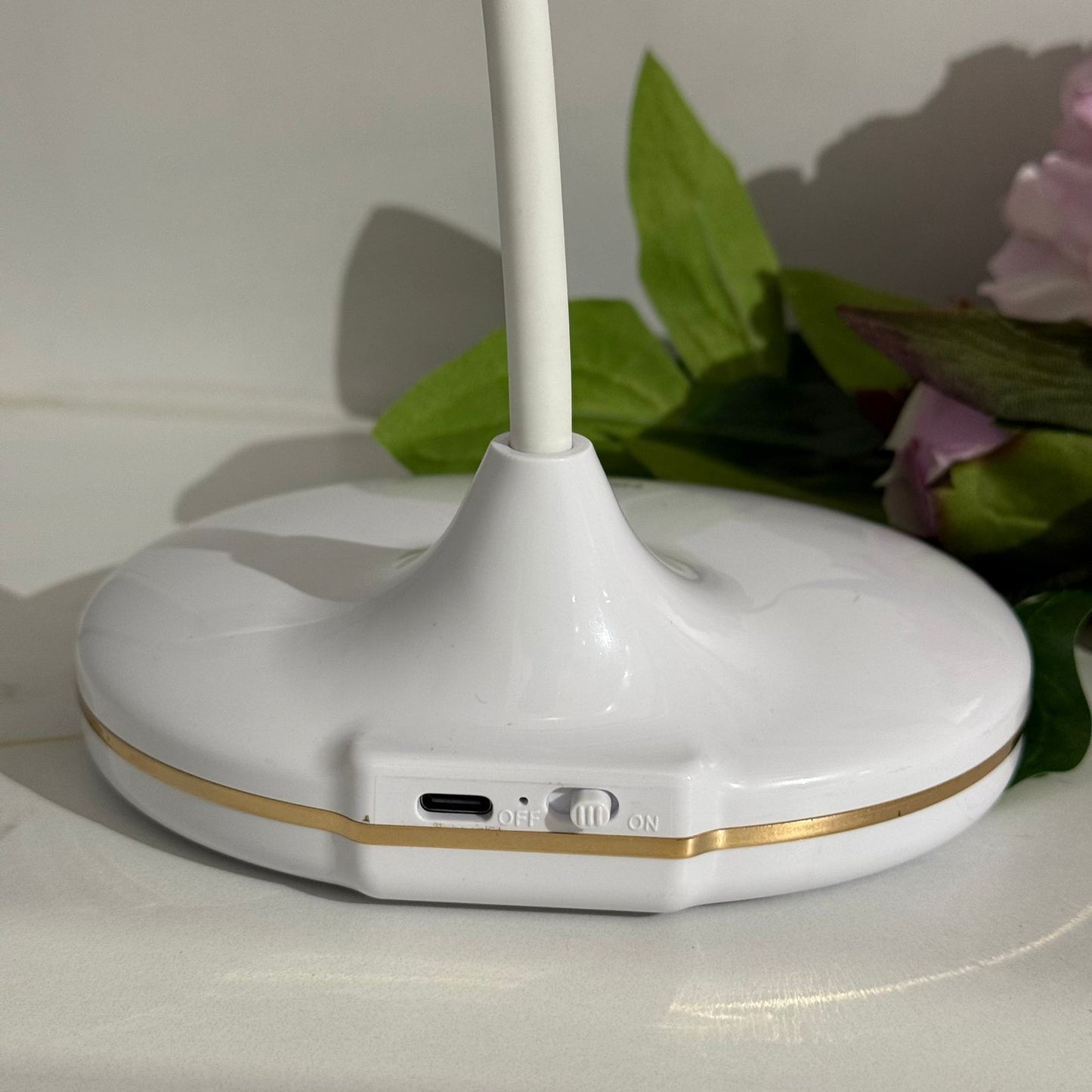 Desk Lamp – Flexible Gooseneck With 3 Color Light Modes