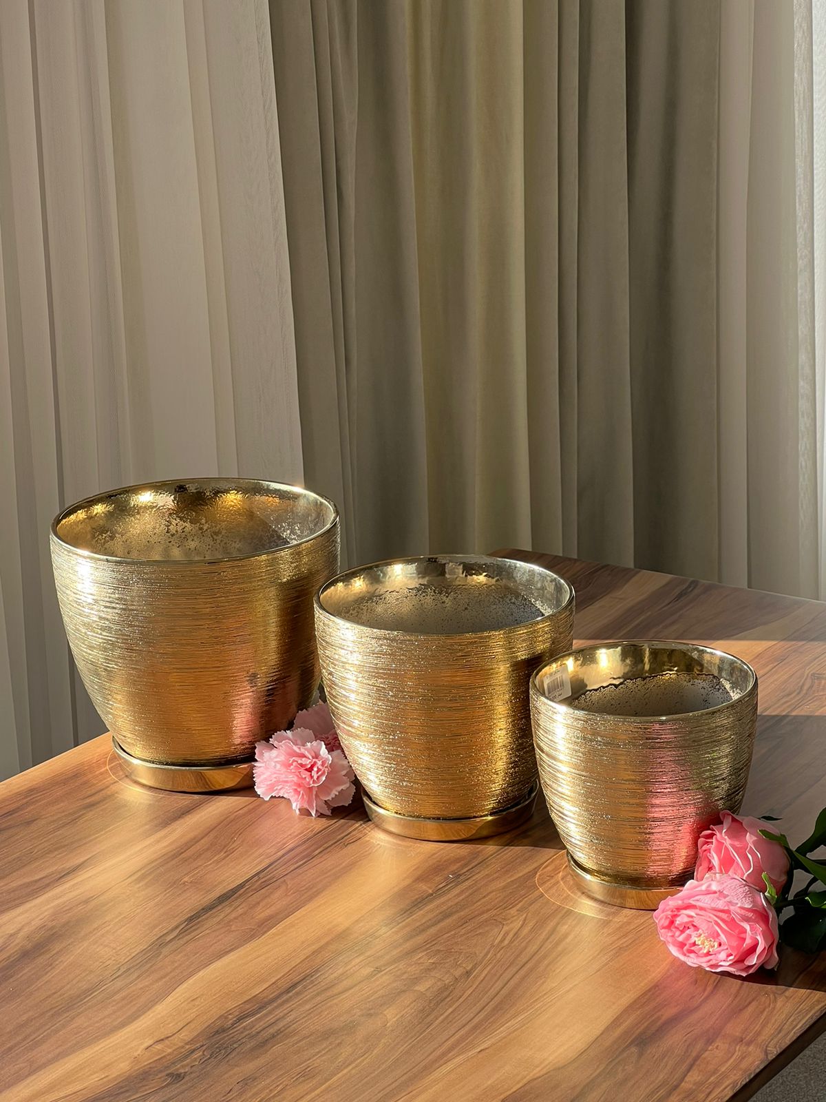 Vintage Gold Indoor/Outdoor Ceramic Planter