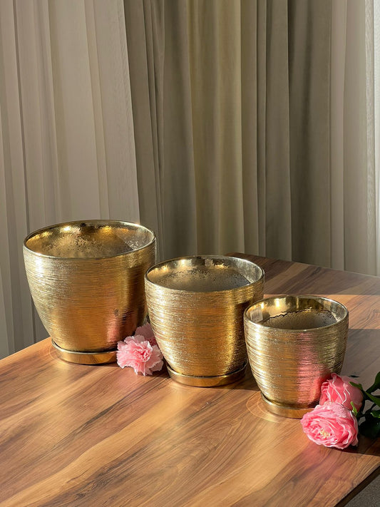 Vintage Gold Indoor/Outdoor Ceramic Planter