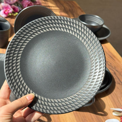 16-PCS Obsidian Luxe- Matte Black Dinnerware Set