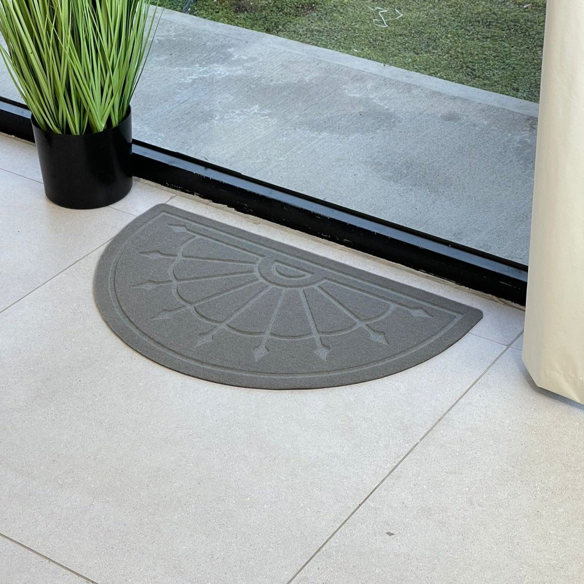 Heavy D/14 - 43x73cm Half Circle Door Mat