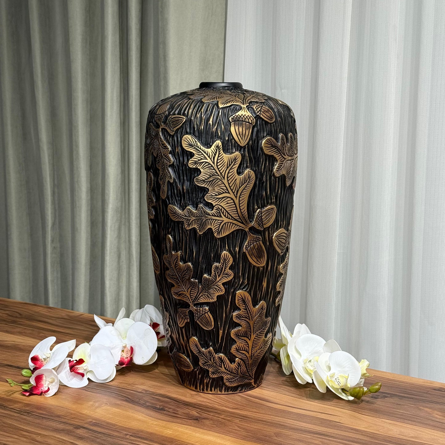 Hand Painted Luxury Ceramic Vase