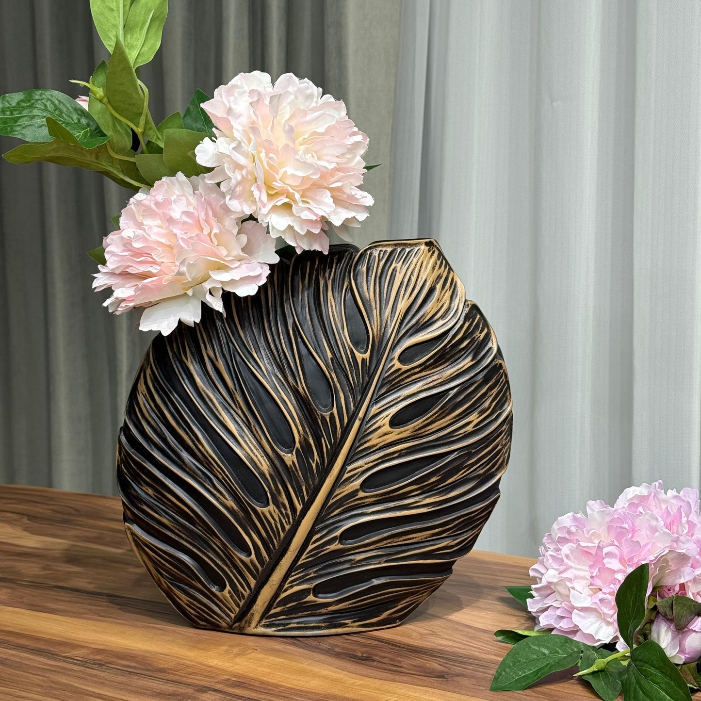 مزهرية بوليستون مزخرفة عتيقة