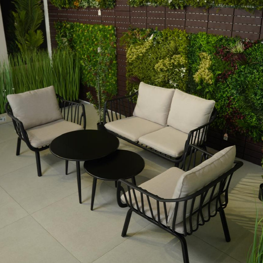 طقم كراسي خارجي بتصميم مودرين