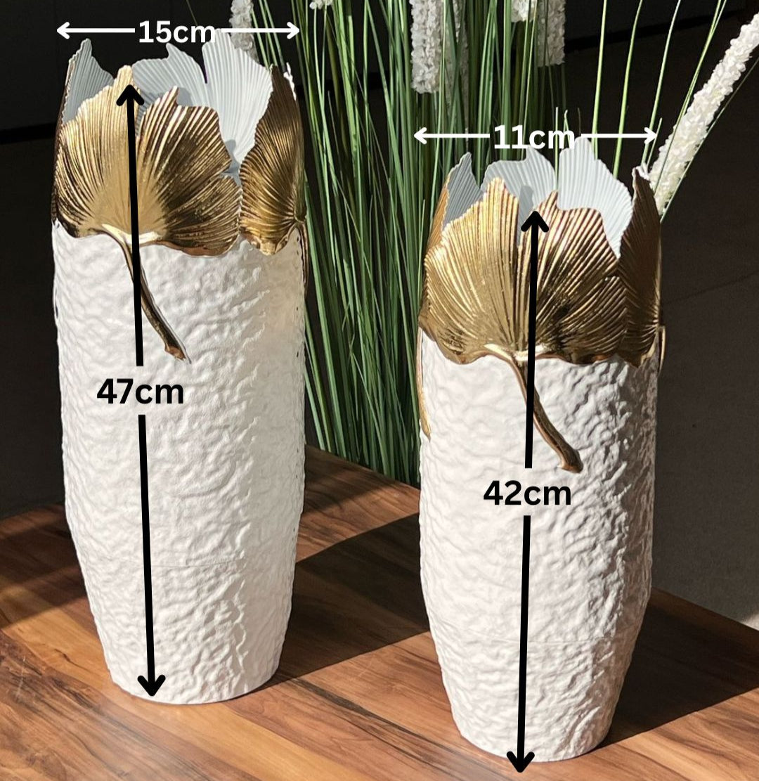 2 Sized Elegant Ginkgo Vases