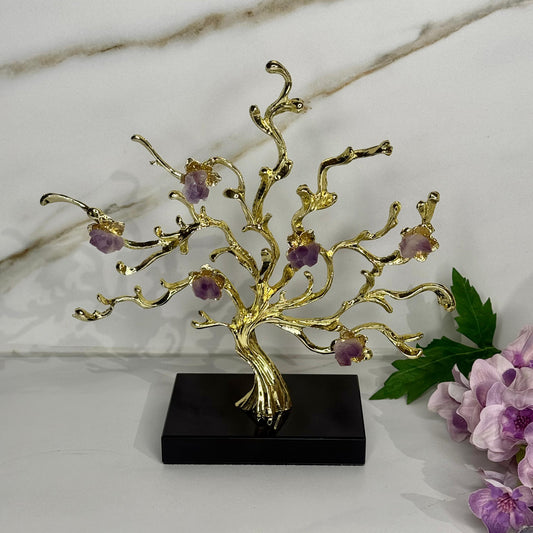 شجرة فاخرة مطلية بالذهب مع أزهار حجرية