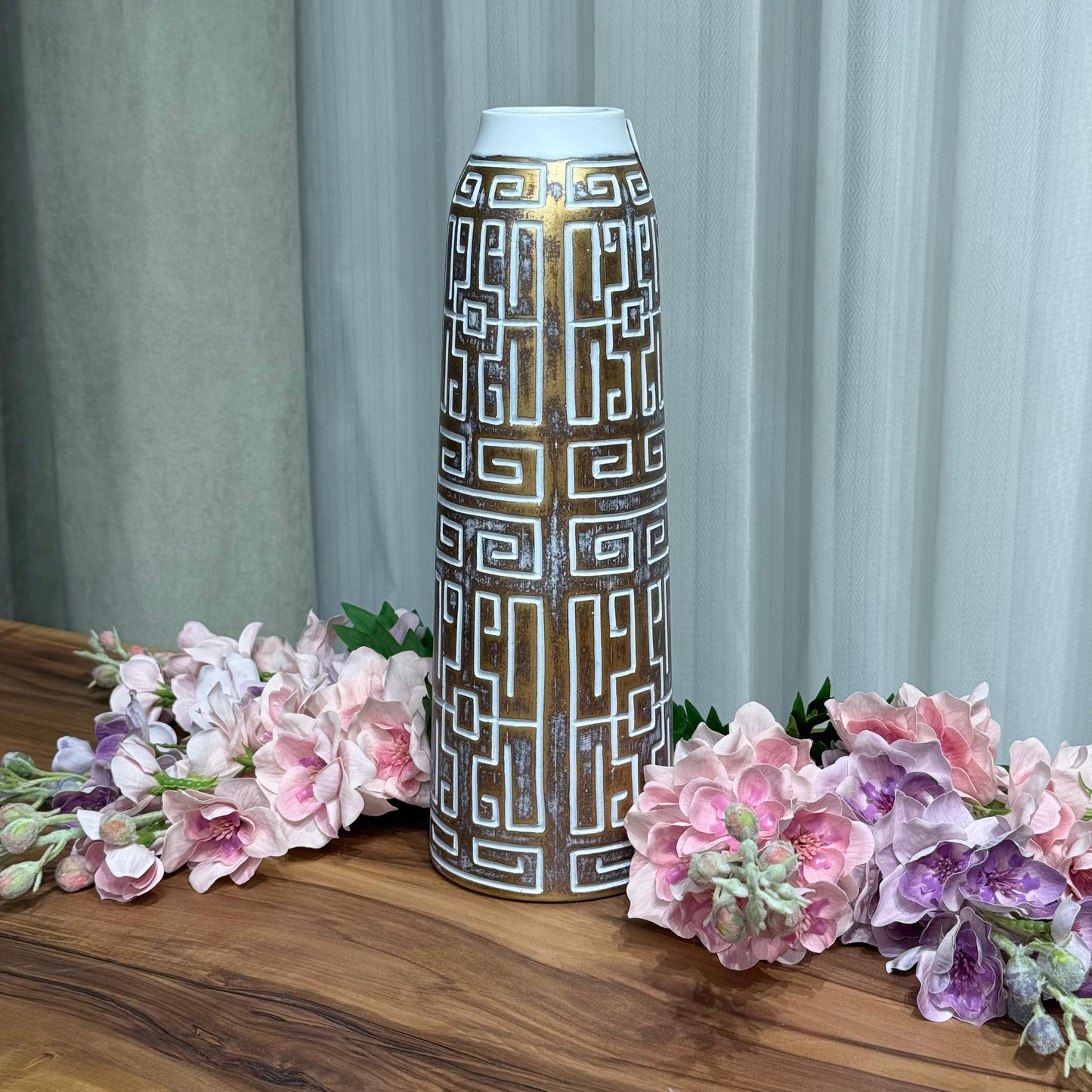 Novera Ceramic Decorative Vases