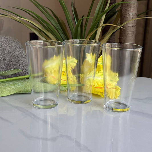 سێت پەرداخی شوشەی ناوازەو سادە