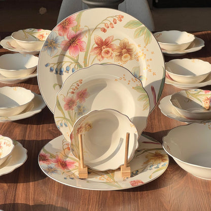 28PCS Porcelain Floral Wavy Dining Tableware Set