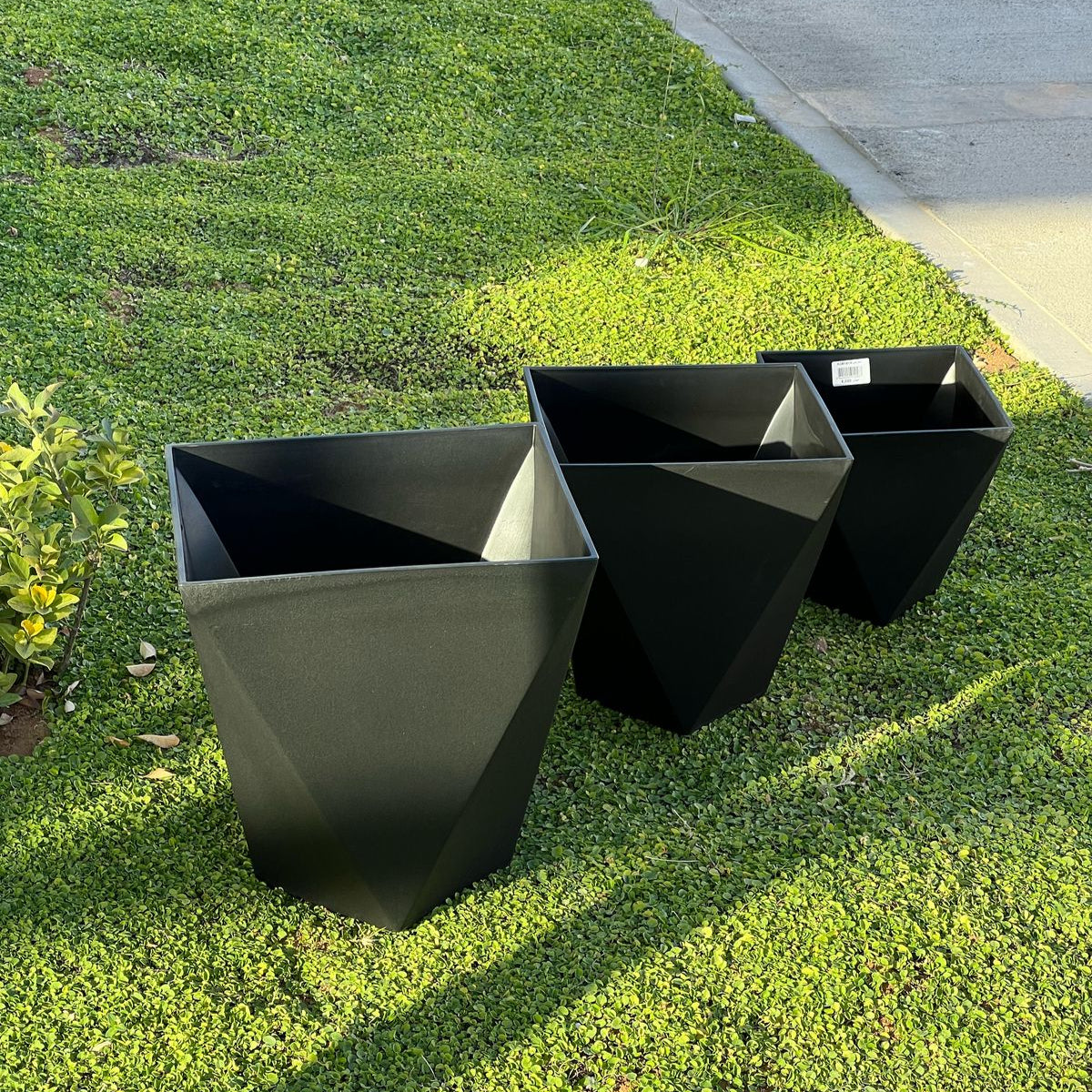 Modern Indoor/Outdoor Plant Pot