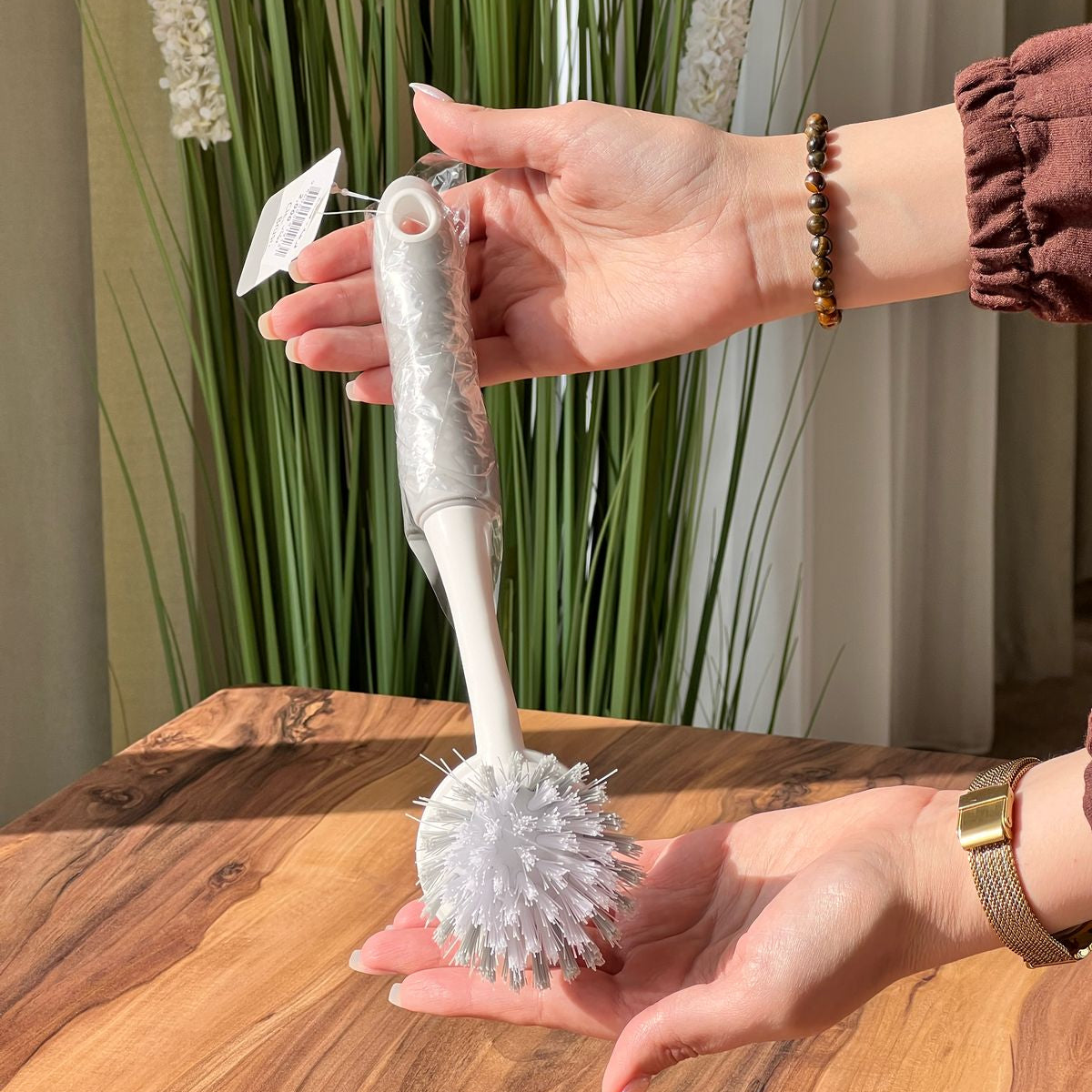 Kitchen/Bathroom Cleaning Brush