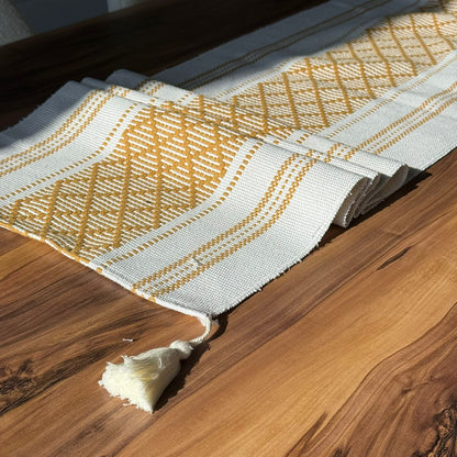 ٣٥ × ٢٢٨سم ڕایەخی سەر مێزی دیکۆراتی شاهانە