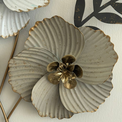 Metal Flower With Frame Wall Decor