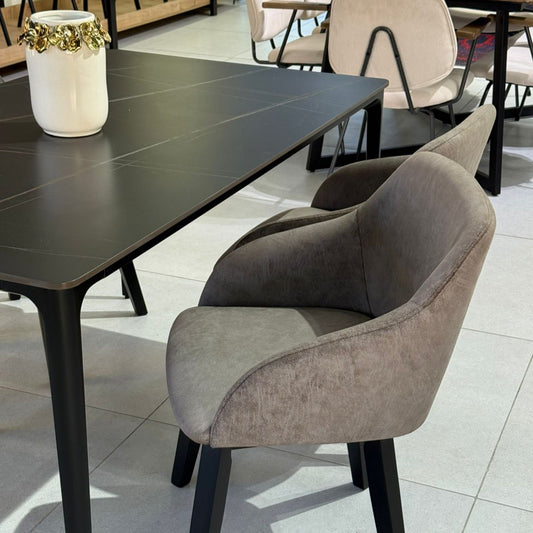 Black Marble Table & Louis ZAN Chairs Indoor Set