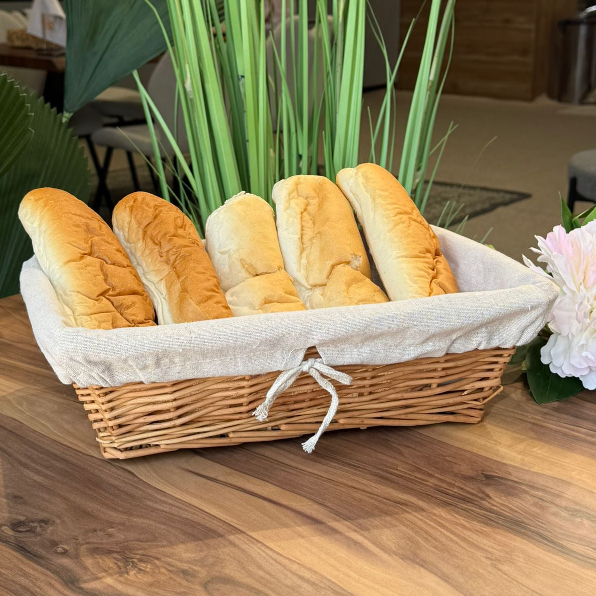 Wicker Willow Storage Basket With Cloth Lining