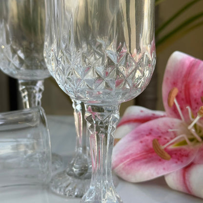 سێت پەرداخی شووشەی کلاسیکی شیک