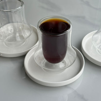 طقم زجاجي عصري للشاي ذو جدار مزدوج مع صحن