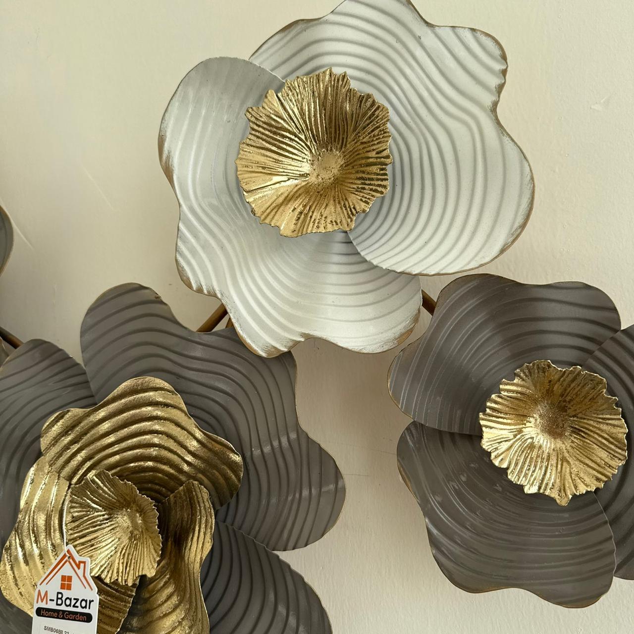 Floral Three-Dimensional Metal Wall Decoration