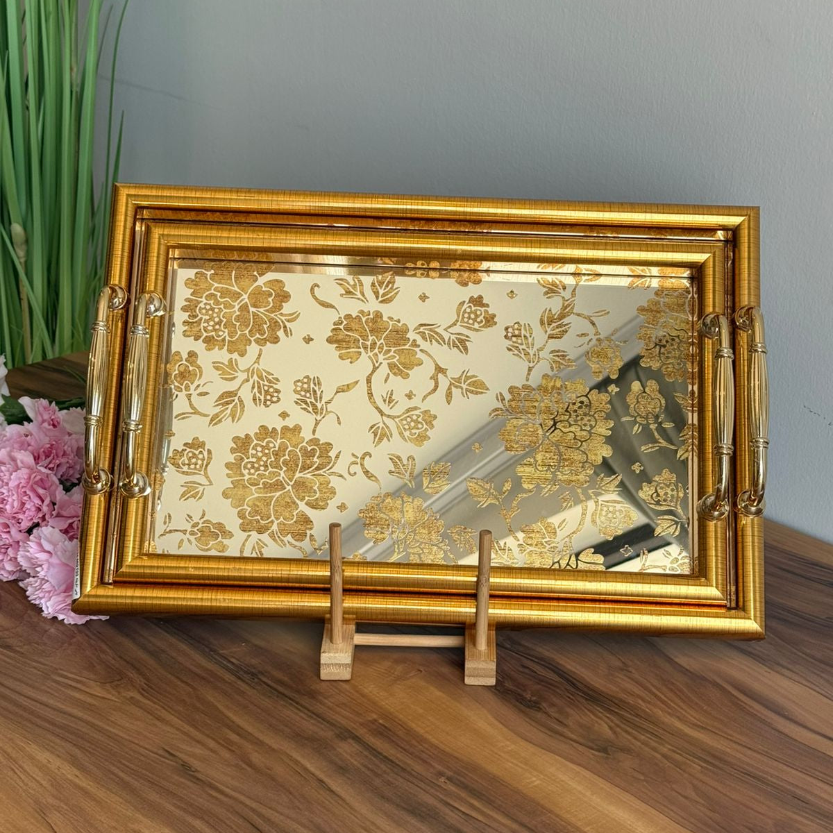 Luxe Golden Bloom Display Luxe Serving Tray