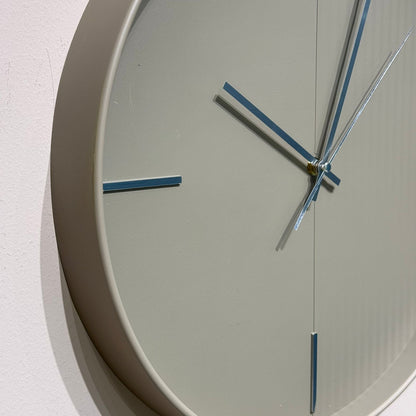 Modern Minimalist Round Wall Clock