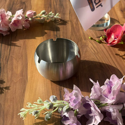 مجموعة منافض سجائر معدنية عصرية - تشكيلة ألوان ثلاثية