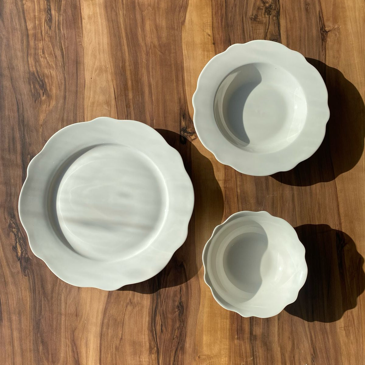 18PCS Modern Wavy Edge Dining Tableware Set