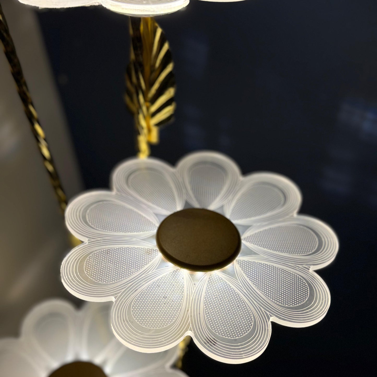 Daisy Harvest Decorative Floor Lamp