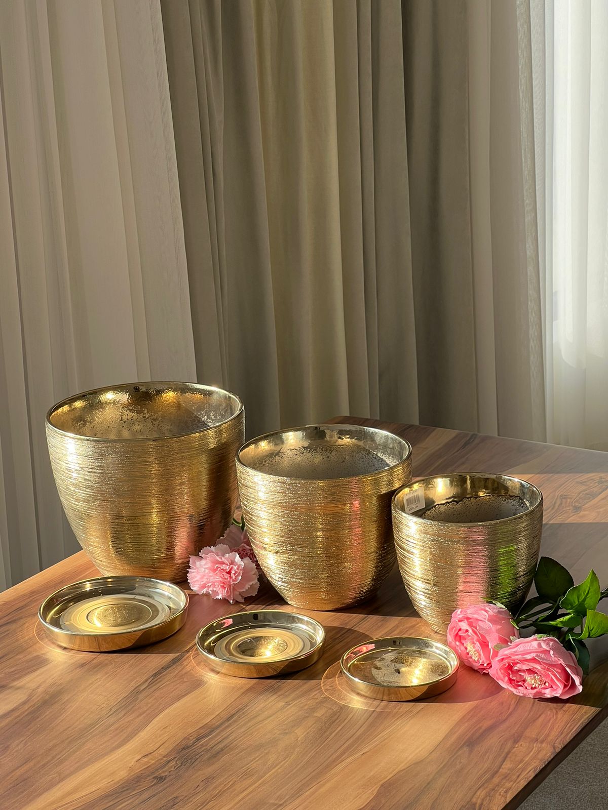 Vintage Gold Indoor/Outdoor Ceramic Planter