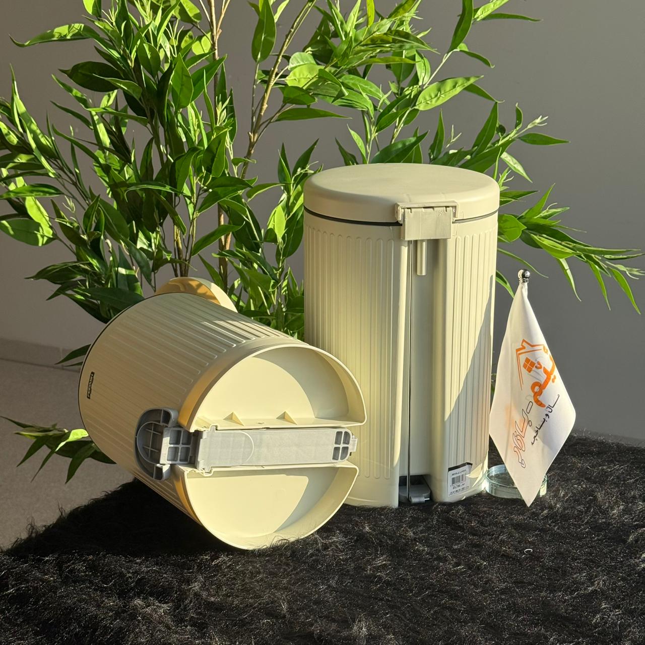 دواسة مزدوجة الحركة وصندوق قمامة ضغط – مقاسين