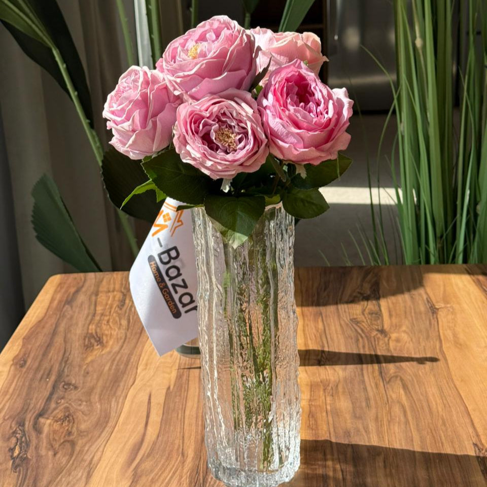 Transparent Ridge-Pattern Glass Vase