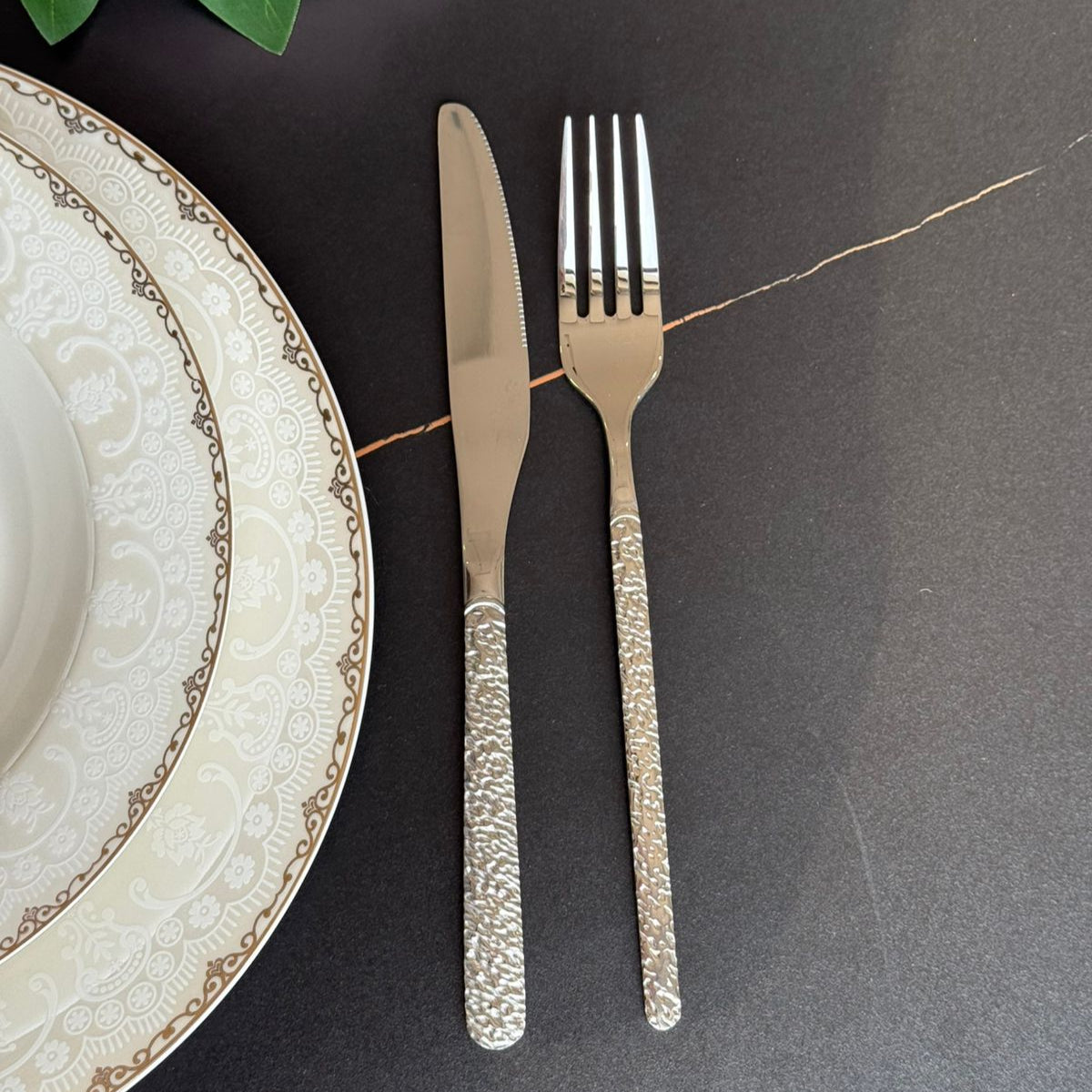 Elegance Silver Luxe Cutlery Collection