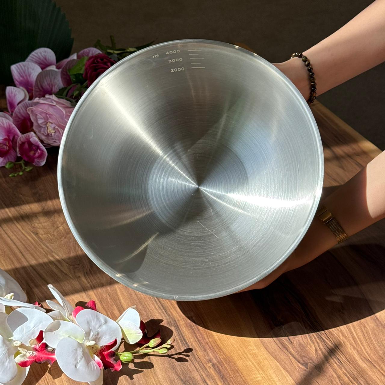 أوعية خلط وتقديم فاخرة متعددة الاستخدامات من الفولاذ المقاوم للصدأ باللون الفضي