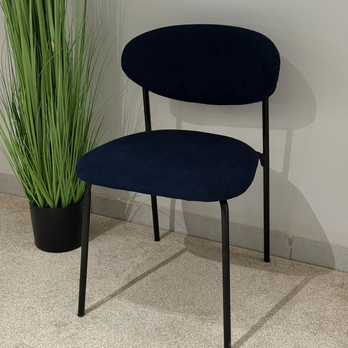 Luca Modern Indoor Chair