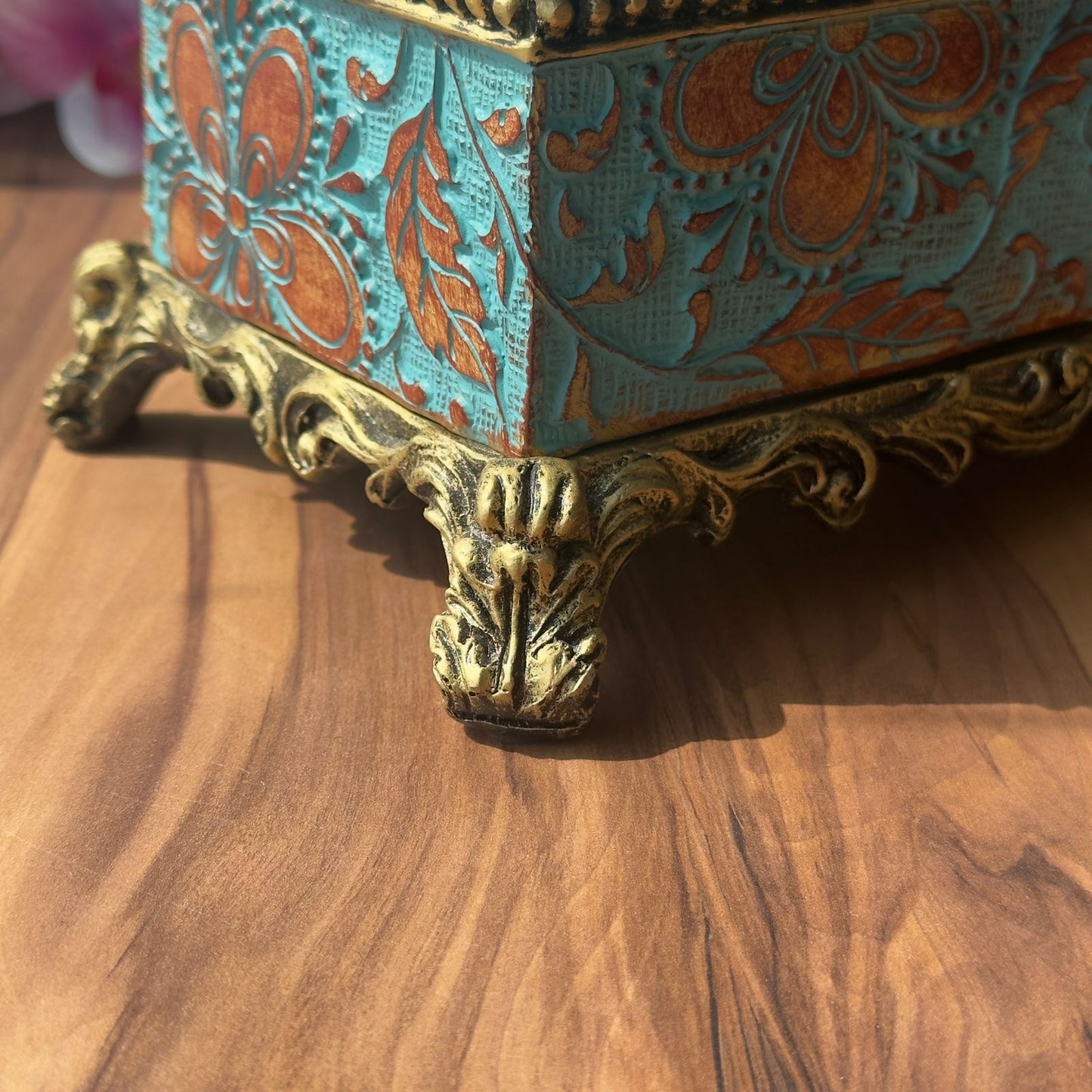 Classic Elegance Decorative Collection