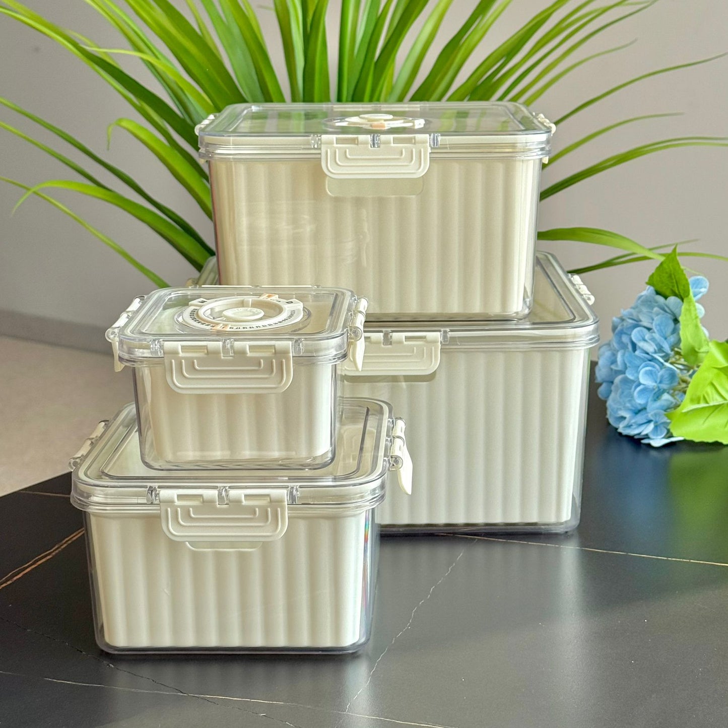 حاوية تخزين طعام محكمة الغلق ومتعددة الأغراض مع قرص لعرض التاريخ - مجموعة مكونة من 4 قطع