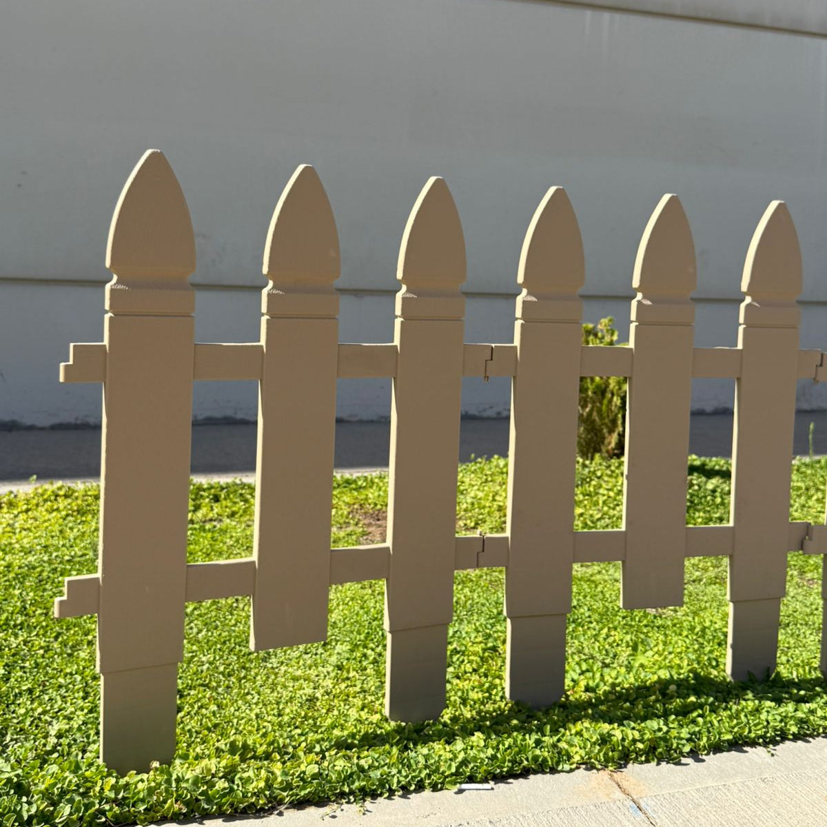 Plastic Picket Garden Fence