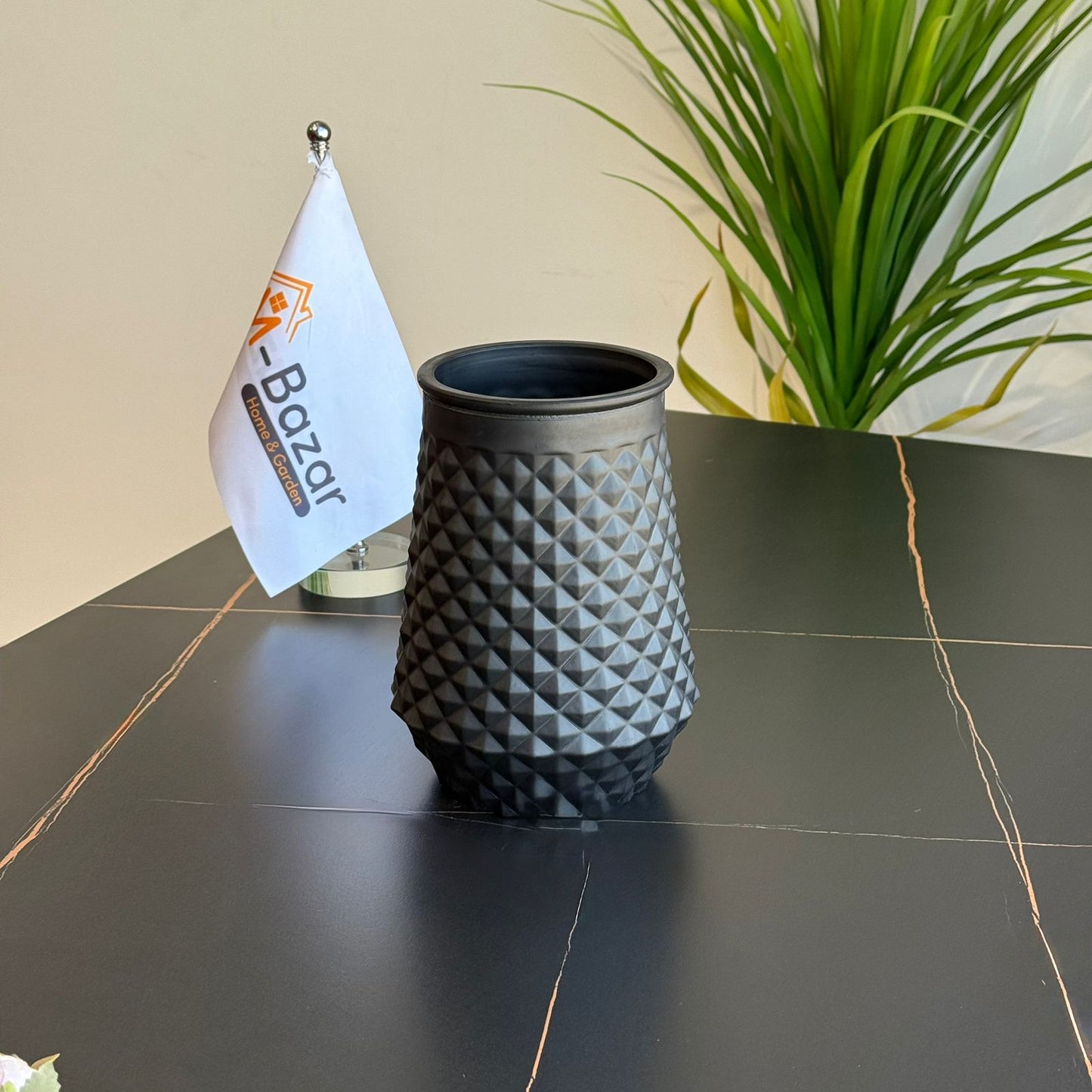 المزهريات العتيقة المزخرفة المرسومة باليد