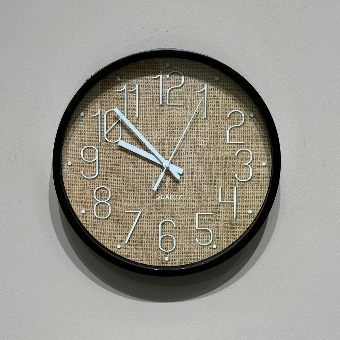 کاتژمێری دیواری دیکۆراتی ناو ‌حەسیری