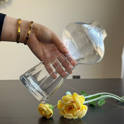 Elegance Curve Glass Vase