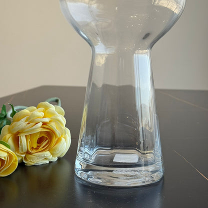 Elegance Curve Glass Vase