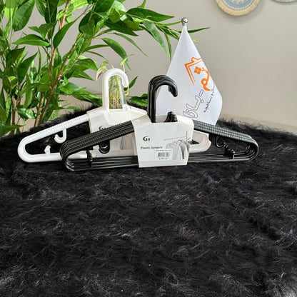 Plastic Clothes Hangers – 3-Piece Set