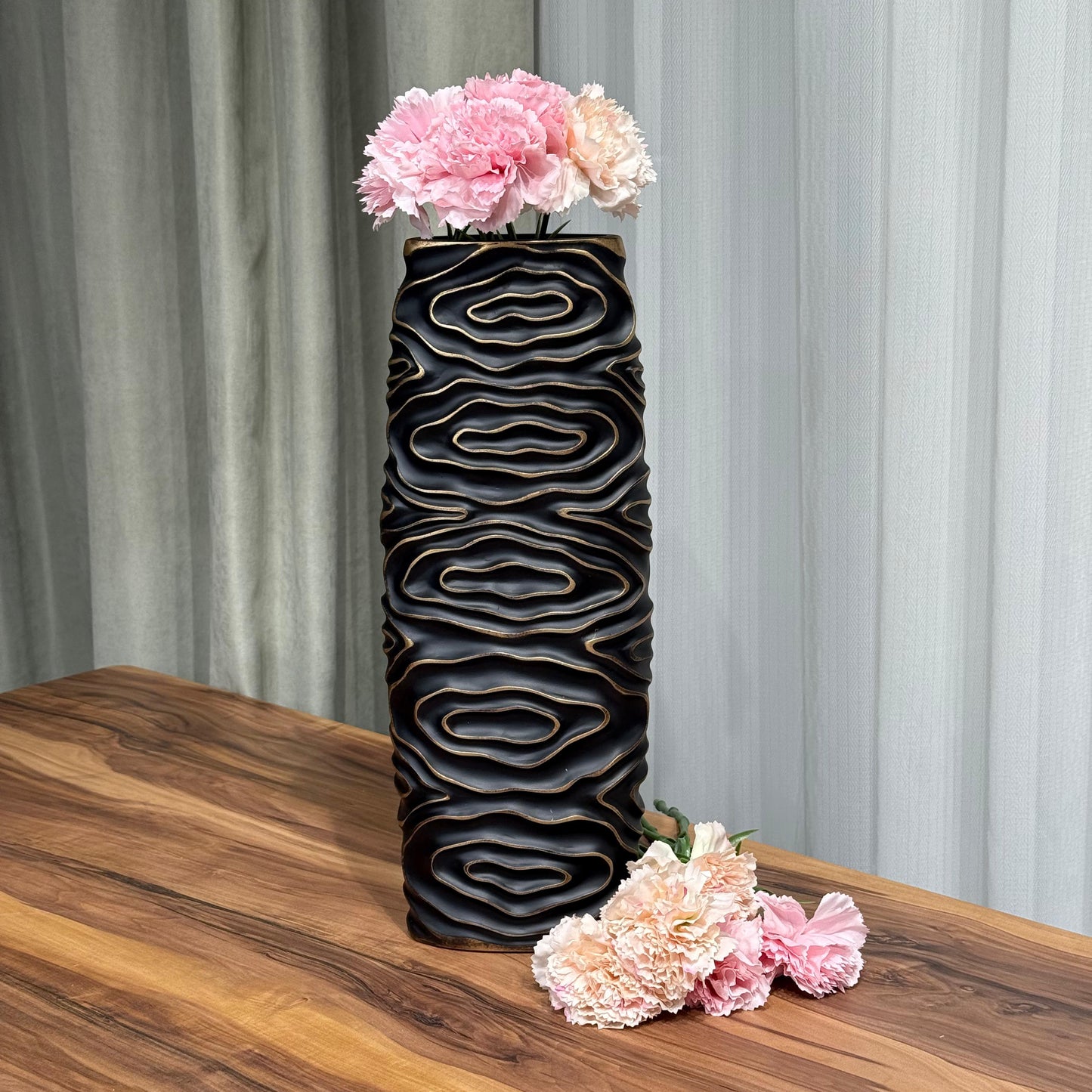 Modern Ripple Black Vase