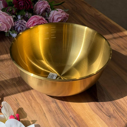 أوعية خلط وتقديم فاخرة متعددة الاستخدامات من الفولاذ المقاوم للصدأ باللون الذهبي - مع علامات قياس