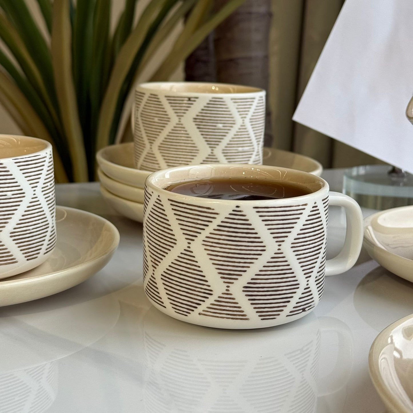 Modern Luxury Coffee Cups & Saucers Set