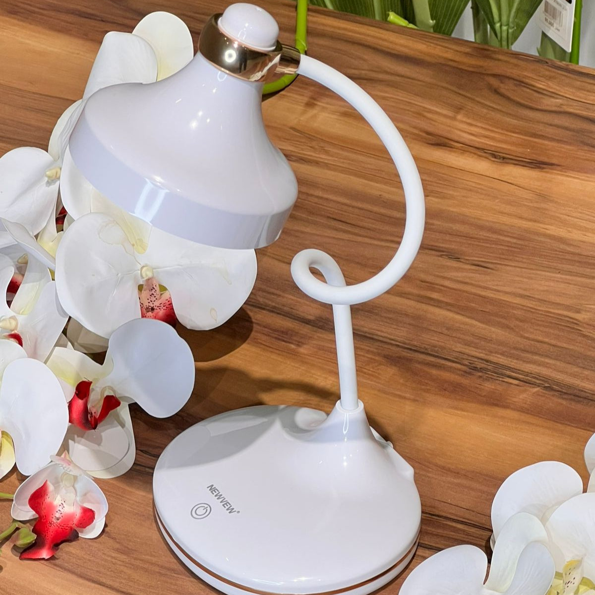 Desk Lamp – Flexible Gooseneck With 3 Color Light Modes