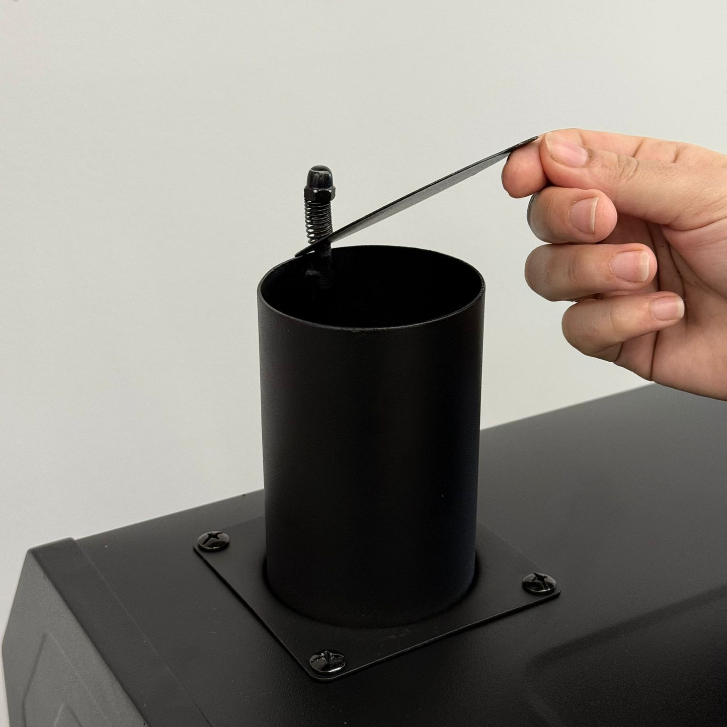 مەقەڵەی گەورەو کارا بە ڕەفەی لایەنی و هەڵگرتنەوە