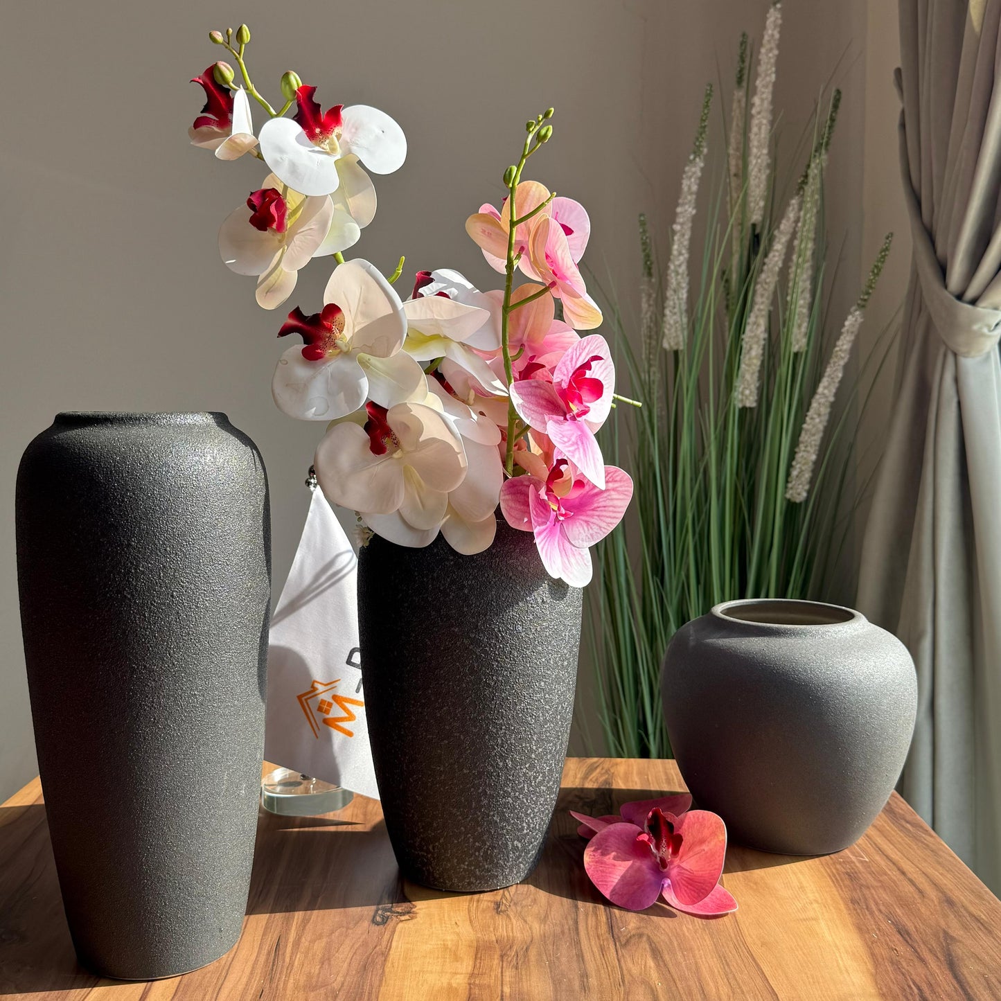 Black Vintage Vase Collection