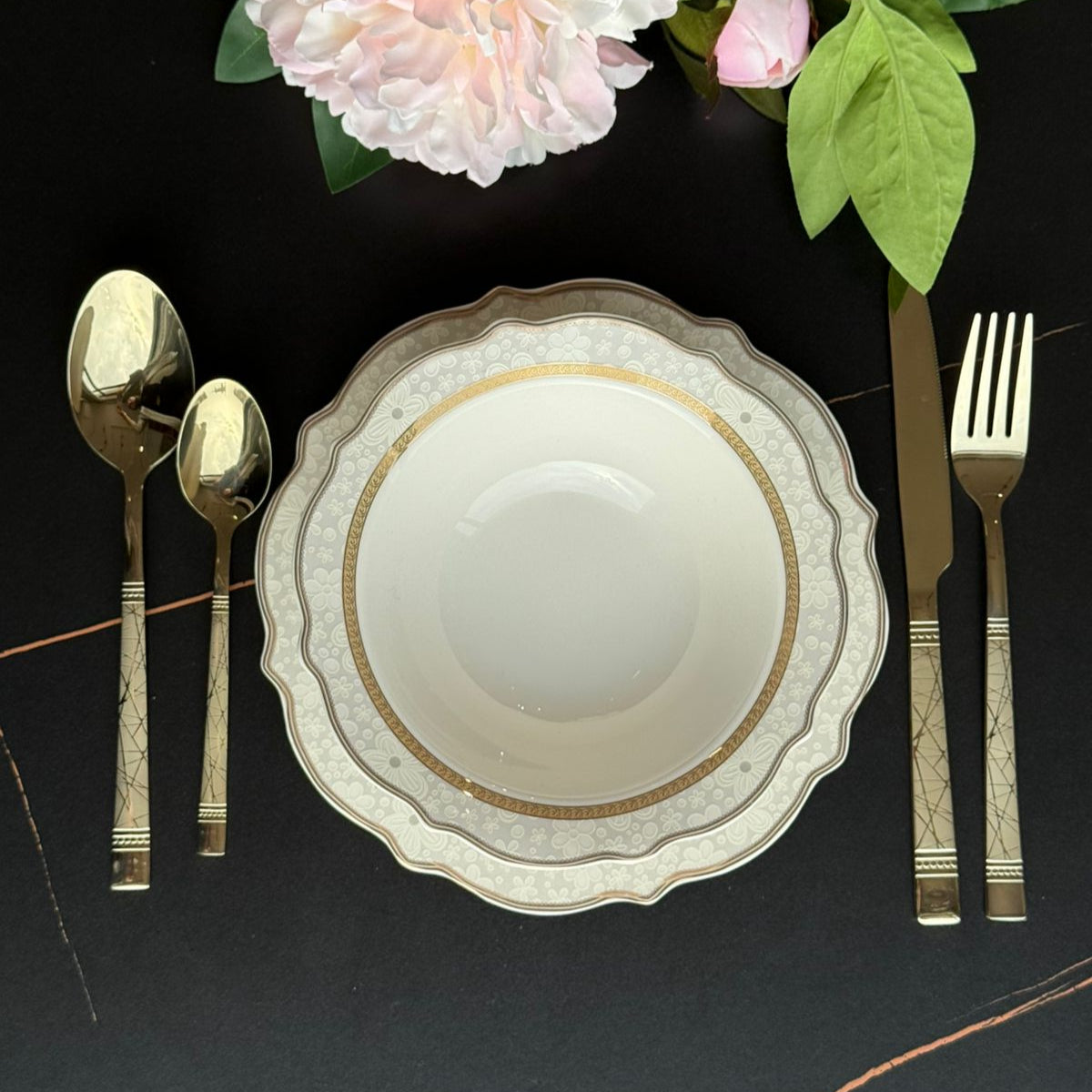 Luxury Golden Cutlery Collection