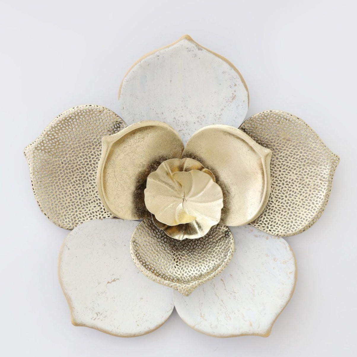 3 Sized Metal Flower Wall Decoration