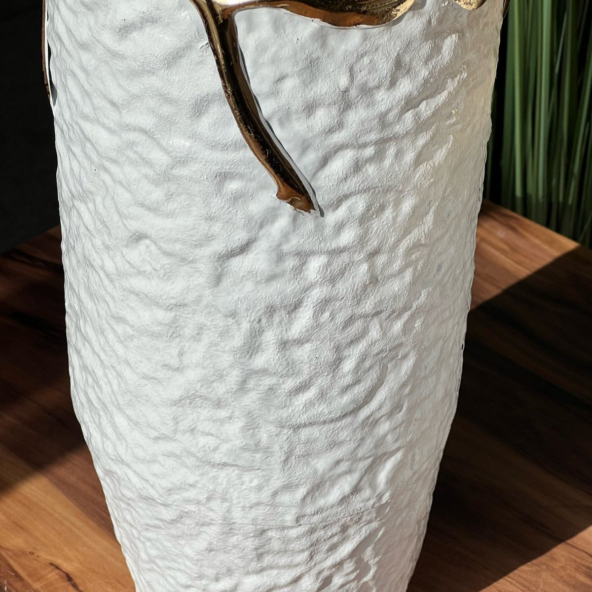 2 Sized Elegant Ginkgo Vases